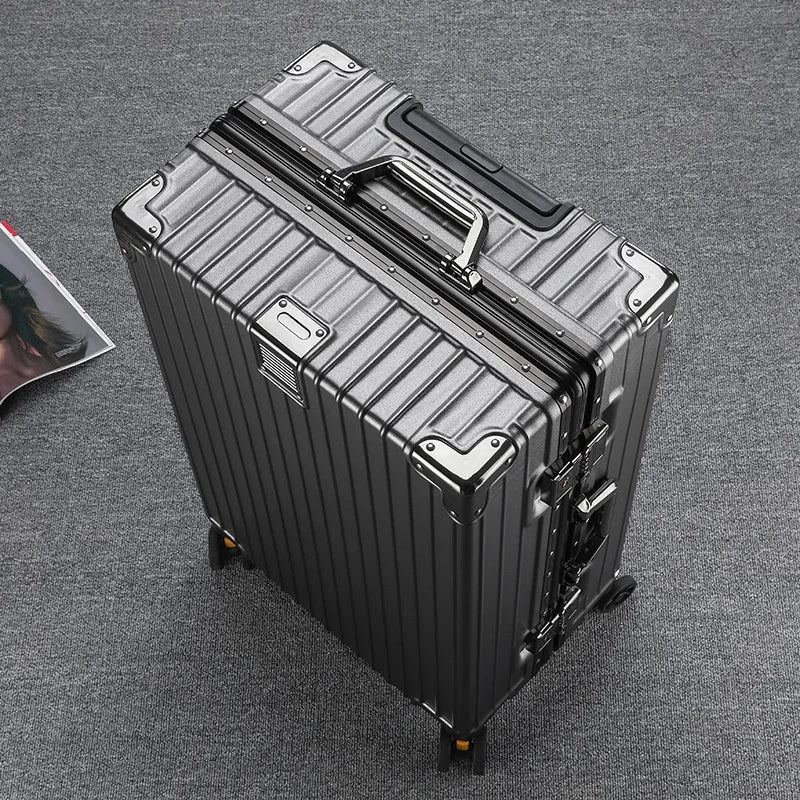 Unisex Student Spinner Suitcase Large Capacity Aluminum Frame Password Box Business Travel Luggage with Universal Wheels